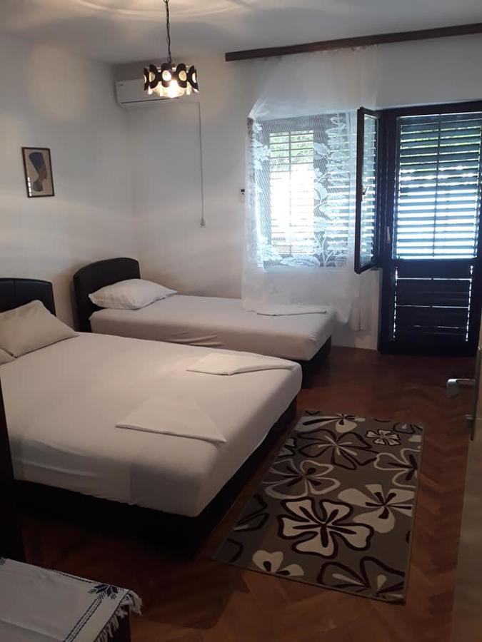 Villa Granada Ulcinj Exteriör bild